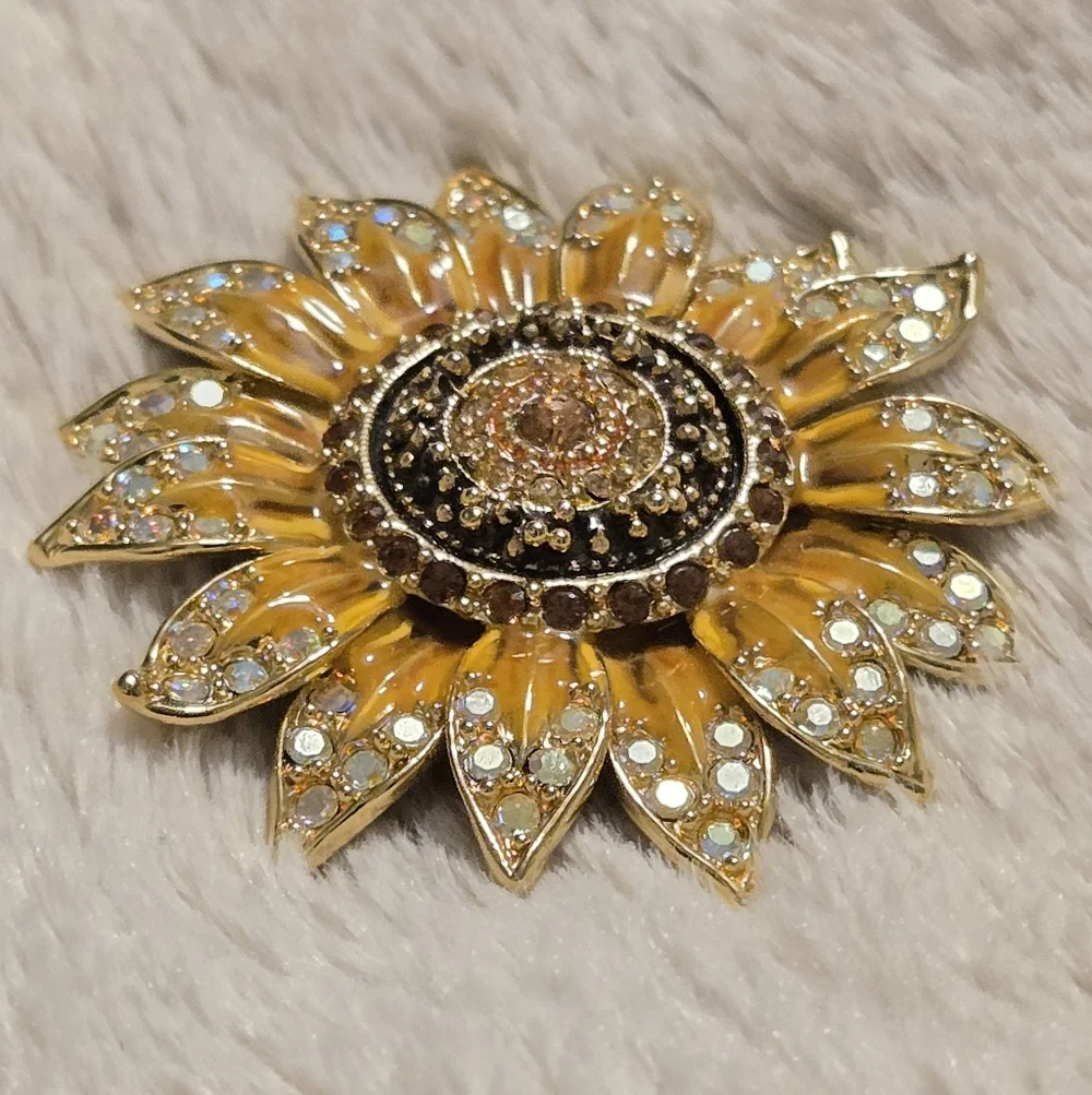 Old Money Cottagecore Sunflower Rhinestone Gold Tone Statement‎ Brooch